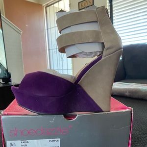 Shoe dazzle Purple wedge - size 9 New